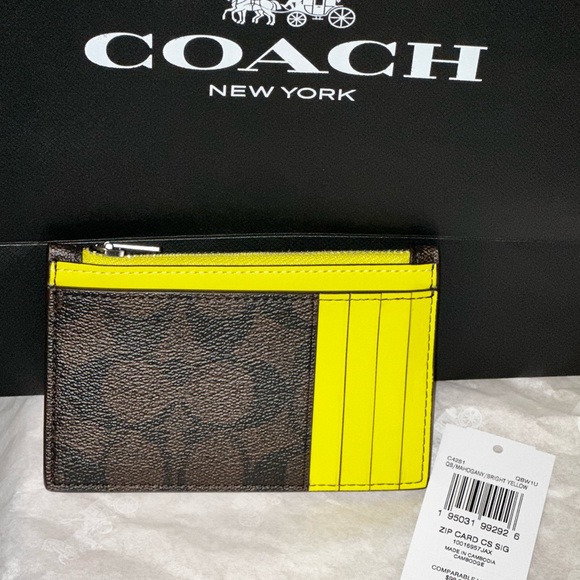 Coach Zip Card Case - Picture 2 of 4